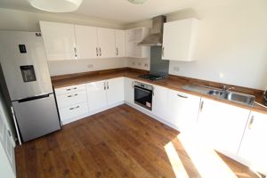 Kitchen/Diner- click for photo gallery